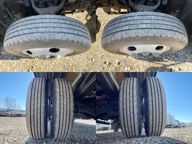 トヨタトヨエース平ボディ小型（2t・3t）[写真16]