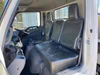 日野デュトロ平ボディ小型（2t・3t）[写真20]