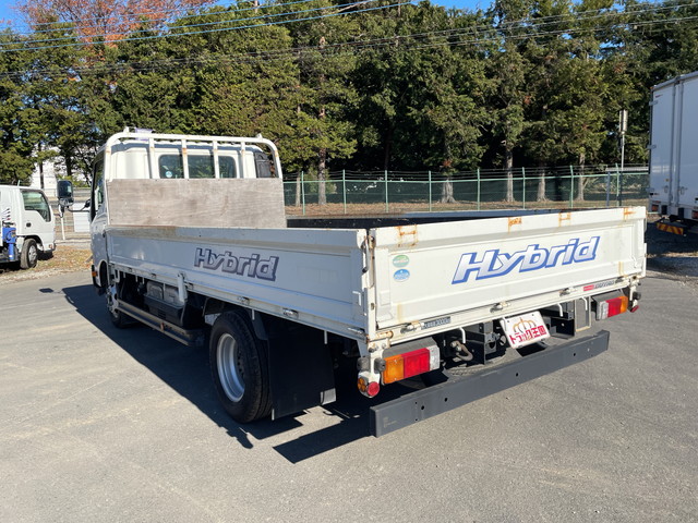 日野デュトロ平ボディ小型（2t・3t）[写真04]