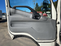 日野デュトロ平ボディ小型（2t・3t）[写真18]