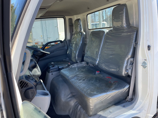 日野デュトロ平ボディ小型（2t・3t）[写真20]