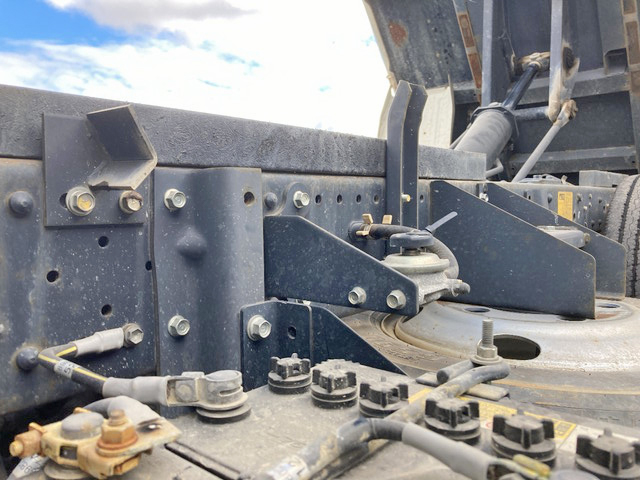 いすゞエルフダンプ小型（2t・3t）[写真16]