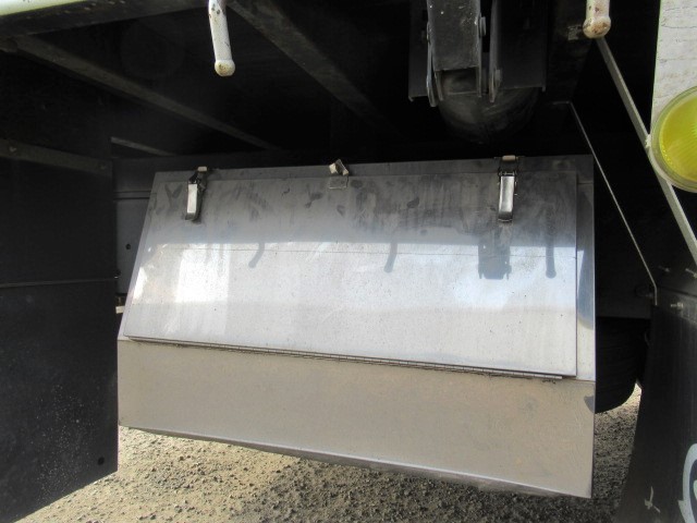 三菱ふそうファイターアルミブロック増トン（6t・8t）[写真16]