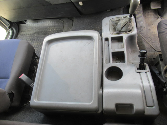 三菱ふそうファイターアルミブロック増トン（6t・8t）[写真28]