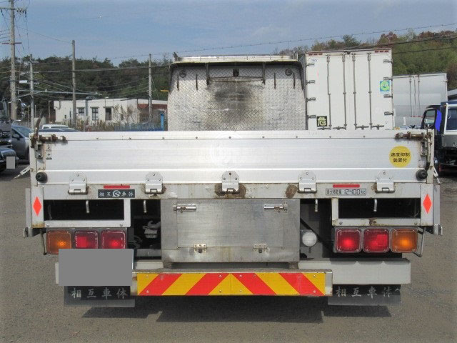 三菱ふそうファイターアルミブロック増トン（6t・8t）[写真05]