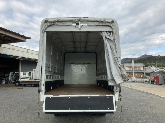 三菱ふそうキャンター幌ウイング小型（2t・3t）[写真10]