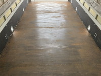 三菱ふそうキャンター幌ウイング小型（2t・3t）[写真13]