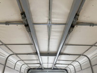 三菱ふそうキャンター幌ウイング小型（2t・3t）[写真14]