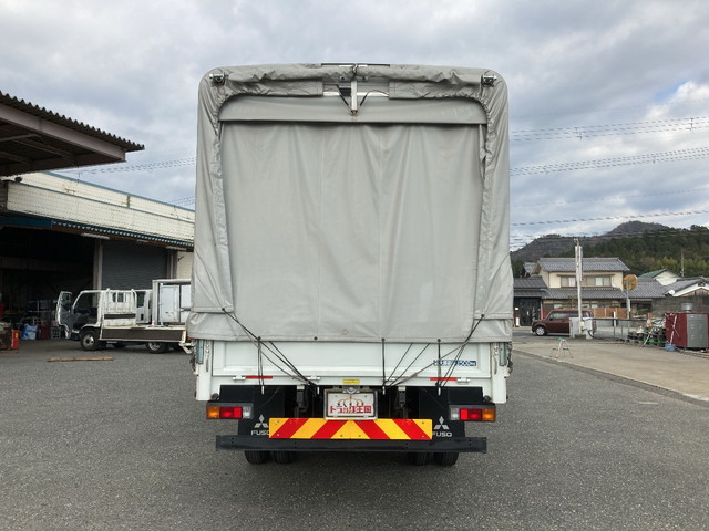 三菱ふそうキャンター幌ウイング小型（2t・3t）[写真08]