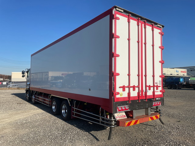 いすゞギガ冷凍車（冷蔵車）大型（10t）[写真04]