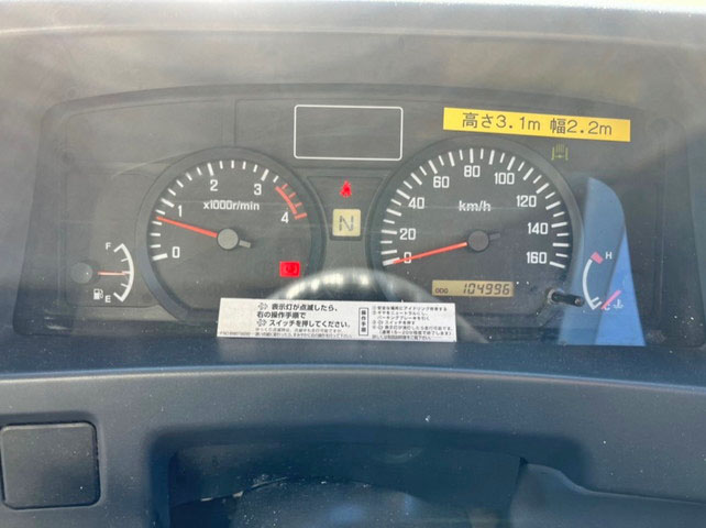 いすゞエルフアルミバン小型（2t・3t）[写真10]