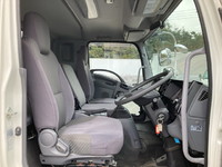 いすゞフォワード平ボディ中型（4t）[写真28]