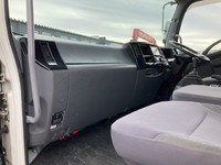 いすゞフォワード平ボディ中型（4t）[写真29]