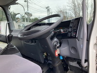 いすゞフォワード平ボディ中型（4t）[写真30]