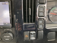 いすゞフォワード平ボディ中型（4t）[写真36]