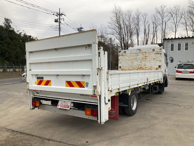 いすゞフォワード平ボディ中型（4t）[写真04]