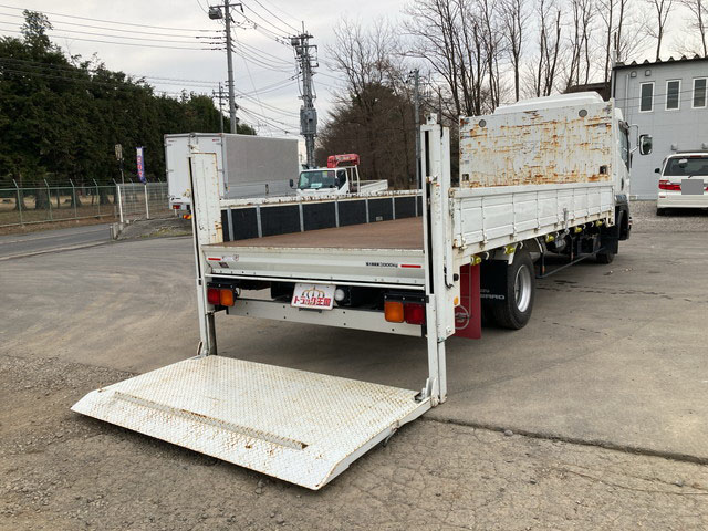 いすゞフォワード平ボディ中型（4t）[写真05]