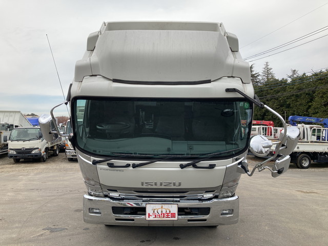 いすゞフォワード平ボディ中型（4t）[写真08]