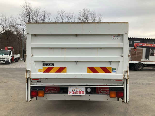 いすゞフォワード平ボディ中型（4t）[写真09]
