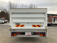 いすゞフォワード平ボディ中型（4t）[写真09]