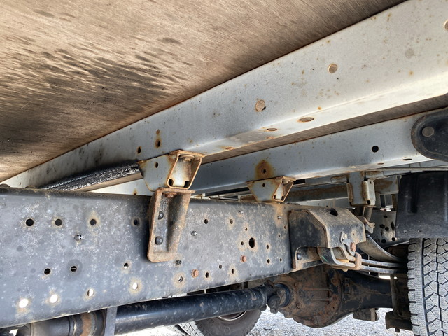 日野デュトロ平ボディ小型（2t・3t）[写真19]