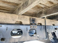 いすゞフォワードユニック4段中型（4t）[写真21]