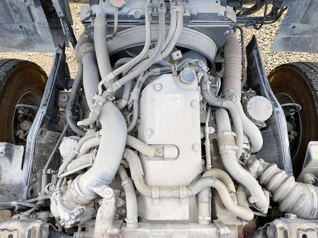 いすゞフォワードユニック4段中型（4t）[写真25]