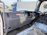 いすゞフォワードユニック4段中型（4t）[写真34]