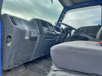 いすゞエルフダブルキャブ（Wキャブ）小型（2t・3t）[写真27]