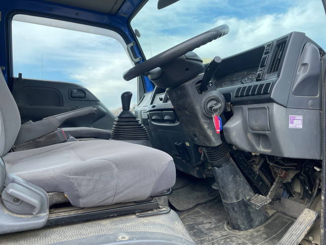 いすゞエルフダブルキャブ（Wキャブ）小型（2t・3t）[写真28]