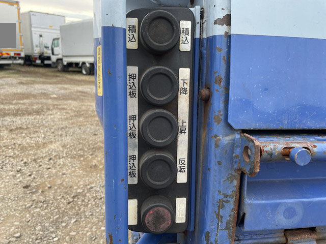 三菱ふそうキャンターパッカー車（塵芥車）小型（2t・3t）[写真15]