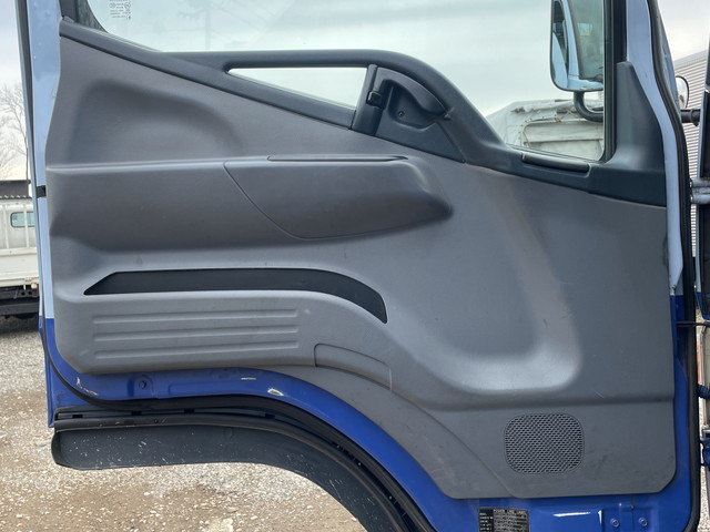 三菱ふそうキャンターパッカー車（塵芥車）小型（2t・3t）[写真27]