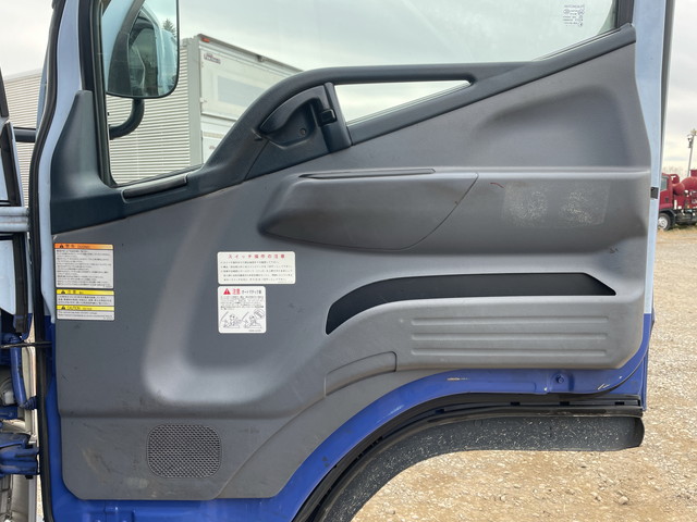 三菱ふそうキャンターパッカー車（塵芥車）小型（2t・3t）[写真28]