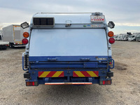 三菱ふそうキャンターパッカー車（塵芥車）小型（2t・3t）[写真08]