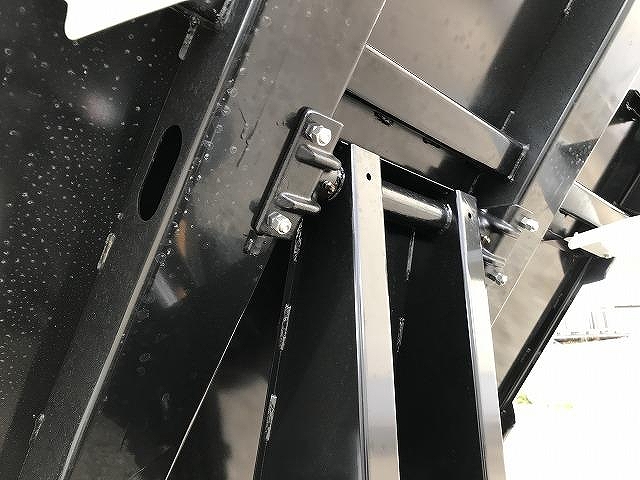 三菱ふそうキャンターダンプ小型（2t・3t）[写真22]