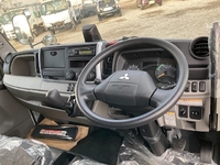 三菱ふそうキャンターダンプ小型（2t・3t）[写真34]