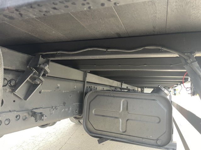 三菱ふそうファイターセルフクレーン4段増トン（6t・8t）[写真13]