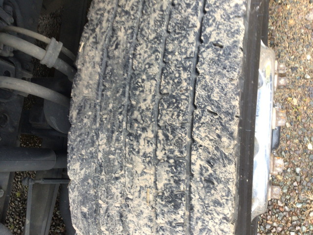 三菱ふそうスーパーグレートトレーラーヘッド（トラクターヘッド）大型（10t）[写真11]