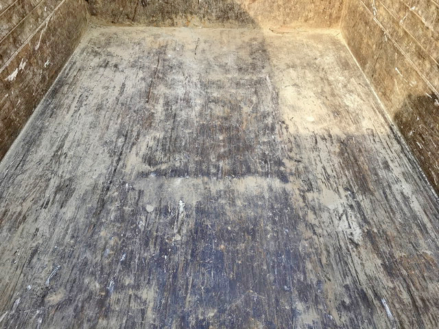 いすゞフォワード深ダンプ（土砂禁ダンプ）中型（4t）[写真12]