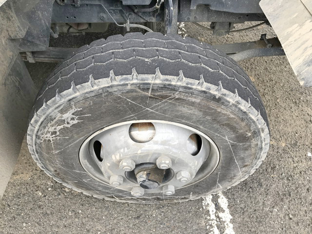 いすゞフォワード深ダンプ（土砂禁ダンプ）中型（4t）[写真19]