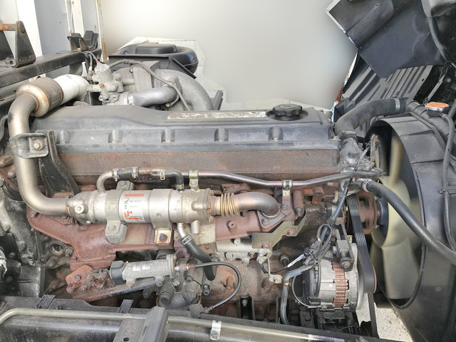 UDトラックスコンドルアルミブロック増トン（6t・8t）[写真20]