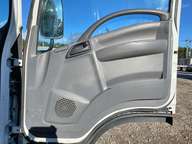 いすゞエルフ平ボディ小型（2t・3t）[写真31]