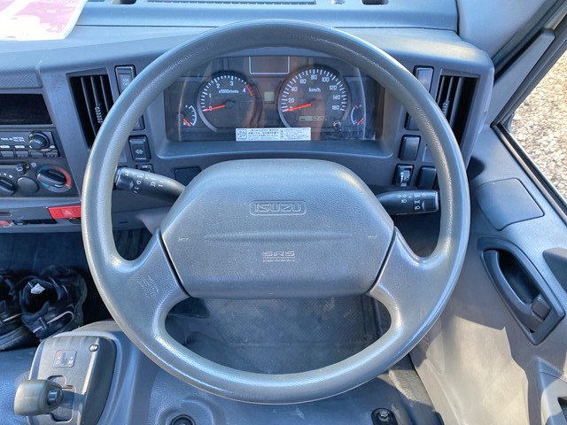 いすゞエルフ平ボディ小型（2t・3t）[写真37]