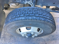 UDトラックスコンドル平ボディ中型（4t）[写真17]