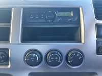 UDトラックスコンドル平ボディ中型（4t）[写真37]