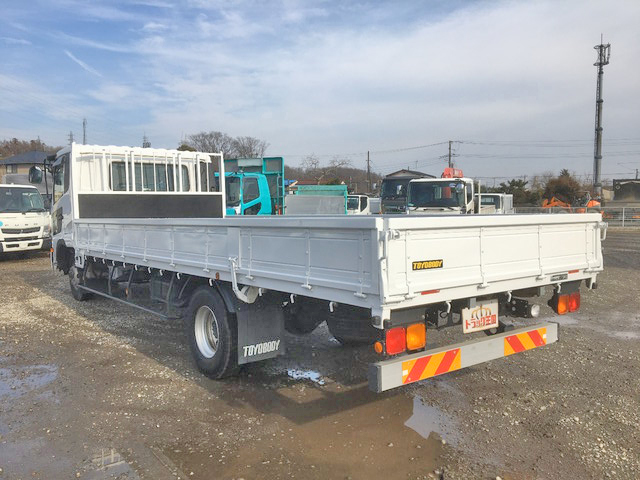 UDトラックスコンドル平ボディ中型（4t）[写真04]