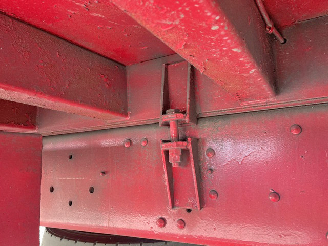 三菱ふそうスーパーグレートセルフクレーン4段大型（10t）[写真23]