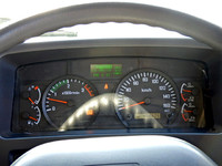 いすゞフォワードアルミウイング中型（4t）[写真22]