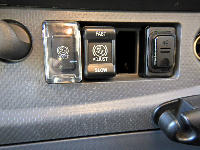 いすゞフォワードアルミウイング中型（4t）[写真24]