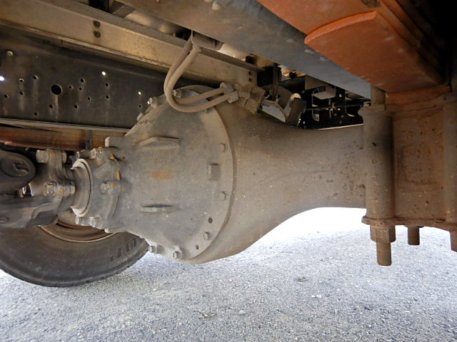 いすゞフォワードアルミウイング中型（4t）[写真36]